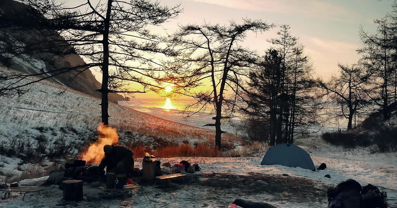 Les astuces pour cuisiner en camping : techniques et recettes testées